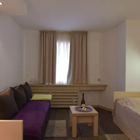 Apartament Konaci Lux