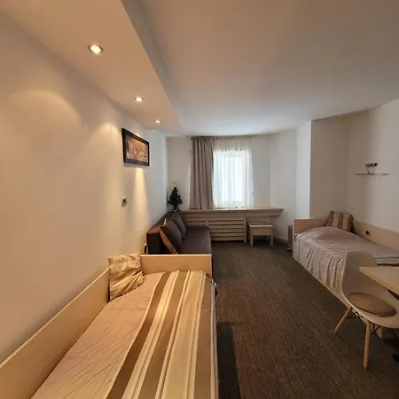 Konaci Lux