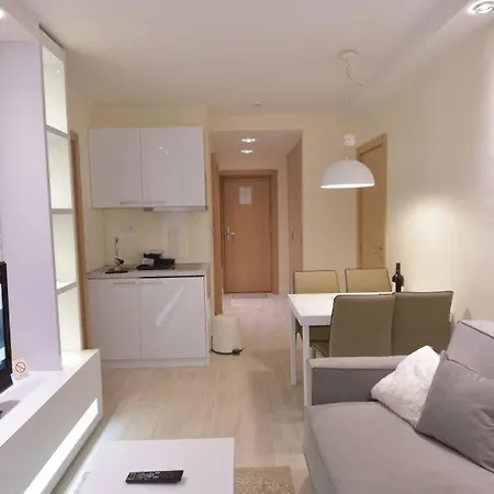 Konaci Lux Apartman *