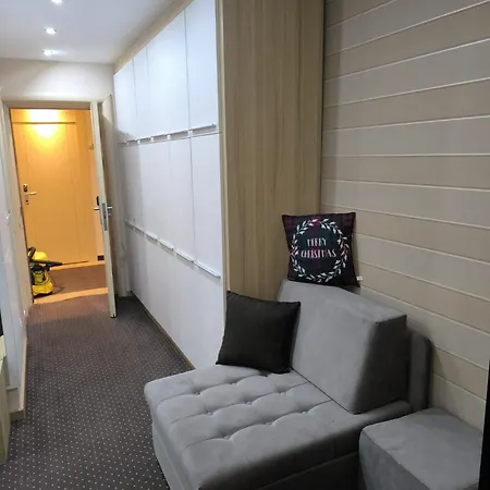 Konaci Lux * Kopaonik